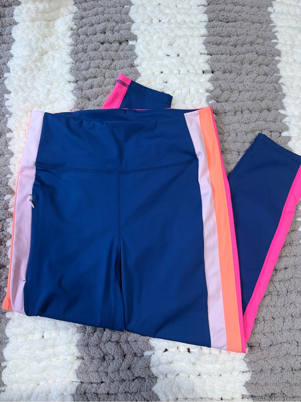 Lilly Pulitzer weekender high rise leggings size large - Picture 2 of 4